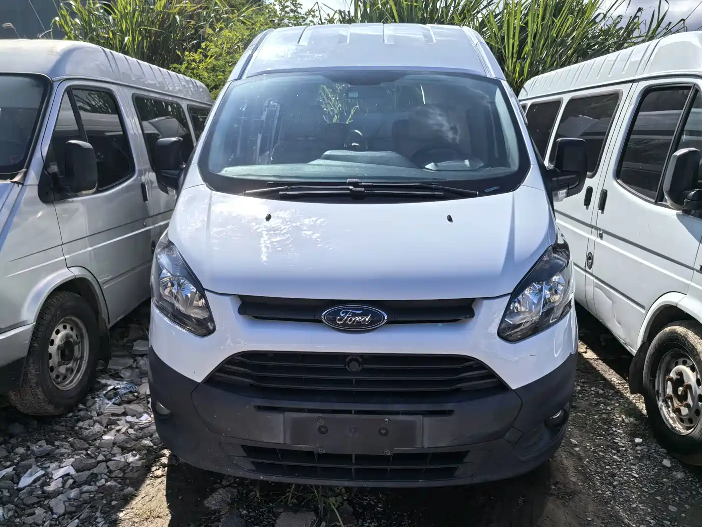 Фото 2 - Ford Transit