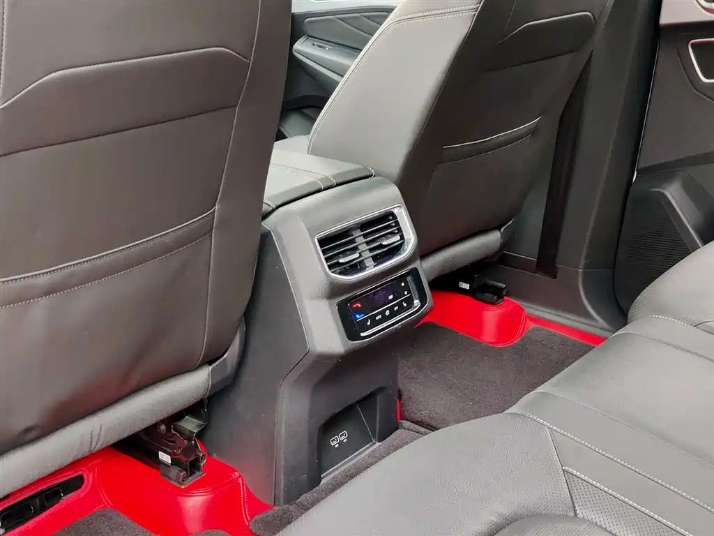 Volkswagen Talagon 2022 380TSI 4WD R-Line Explorer Edition 7-Seater фото 9