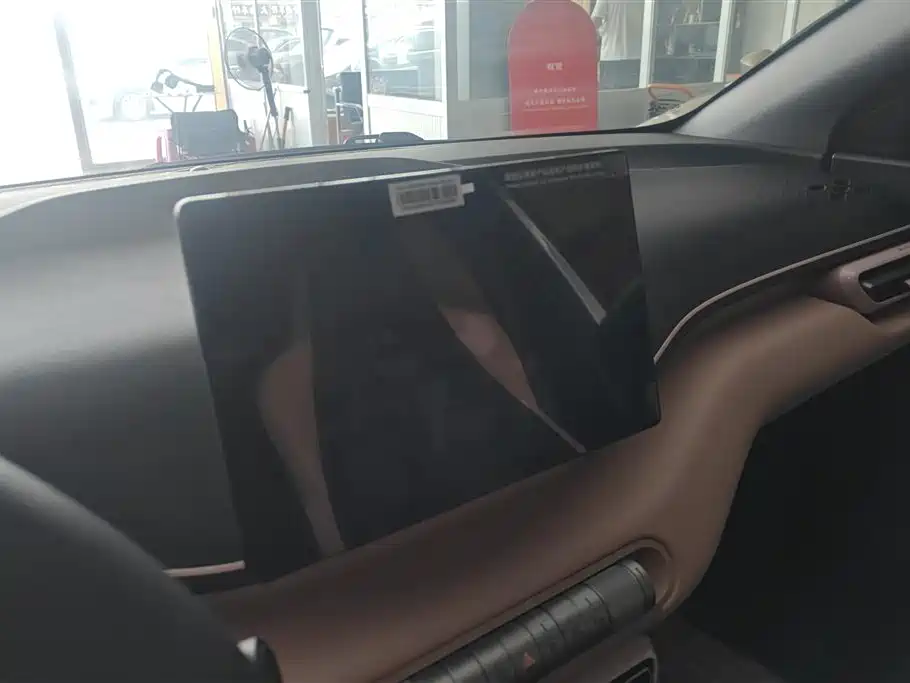 BYD Seagull 2024 Glory Edition 305km Freedom Edition фото 13