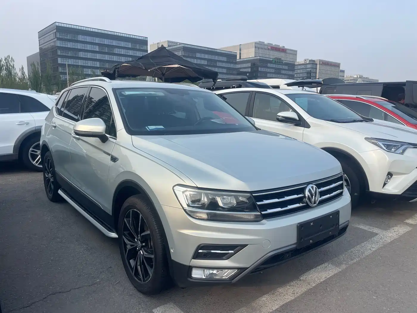 Volkswagen Tiguan L 2019 330TSI Automatic 2WD Smart Luxury Edition China VI фото 3
