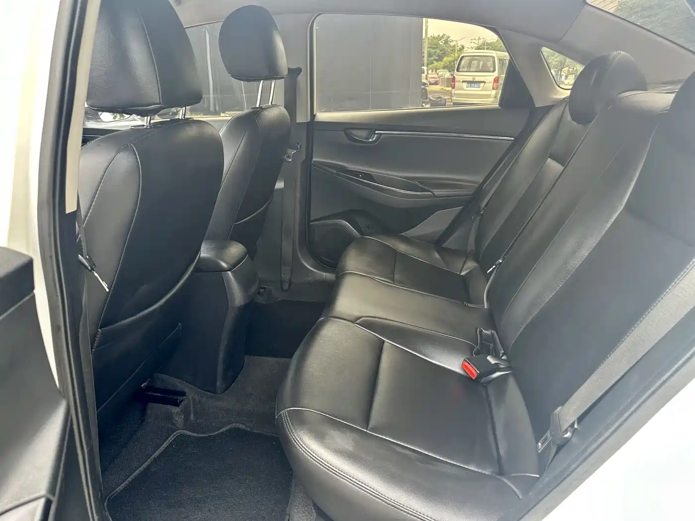 Hyundai Elantra 2018 1.6L Auto Joy GL (China V) фото 6