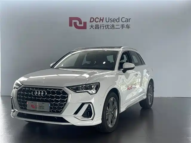 AUDI Q3 2025