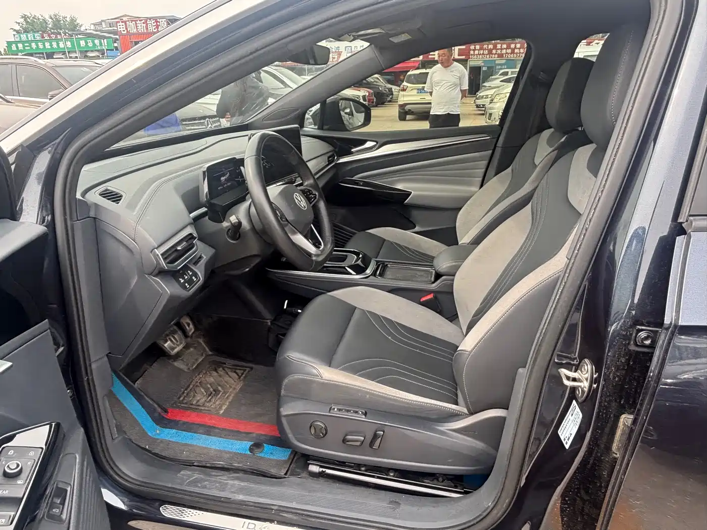 VOLKSWAGEN ID.4 CROZZ