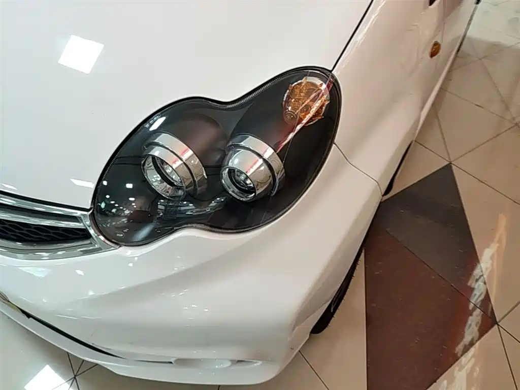 BYD F0 2015 1.0L AMT Xuan Cool Edition фото 18
