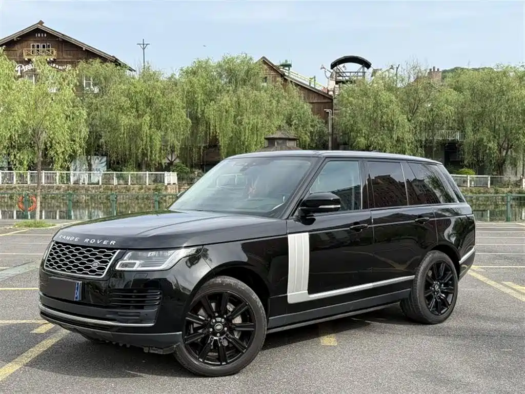 Land Rover Range Rover 2021 3.0 L6 Heritage Edition
