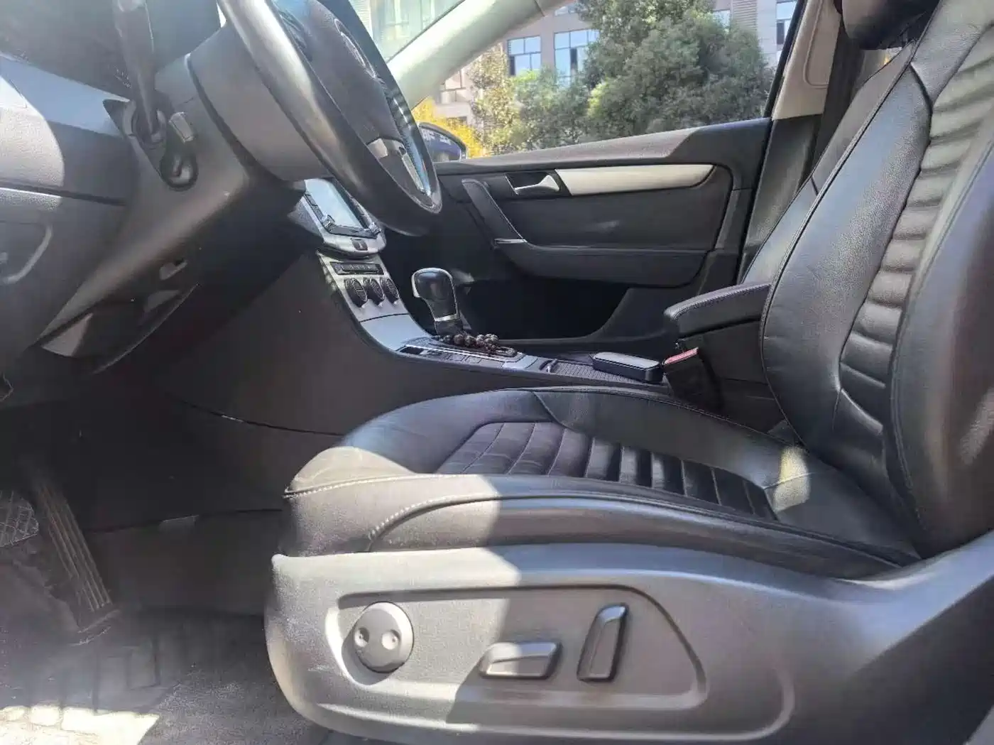 Volkswagen Magotan 2013 1.8TSI Luxury фото 13