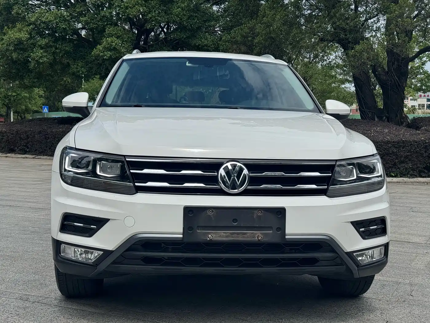Volkswagen Tiguan L 2017 330TSI Automatic 2WD Comfort Edition фото 2