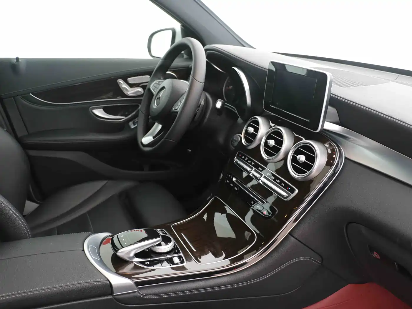 Mercedes-Benz GLC 2019 GLC 260 L 4MATIC Dynamic фото 7