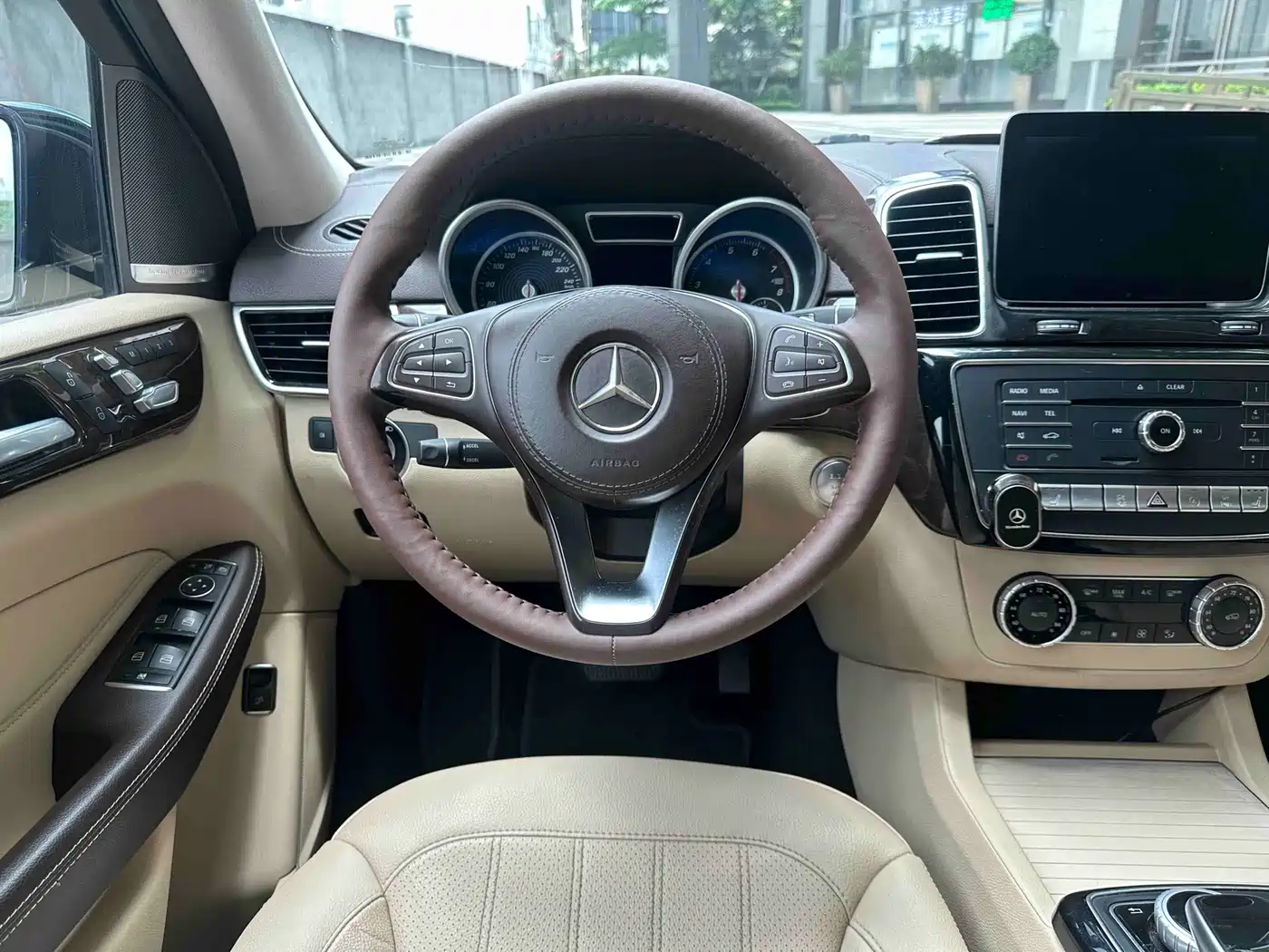 Mercedes-Benz GLS 2018 2017 GLS 400 4MATIC Fashion