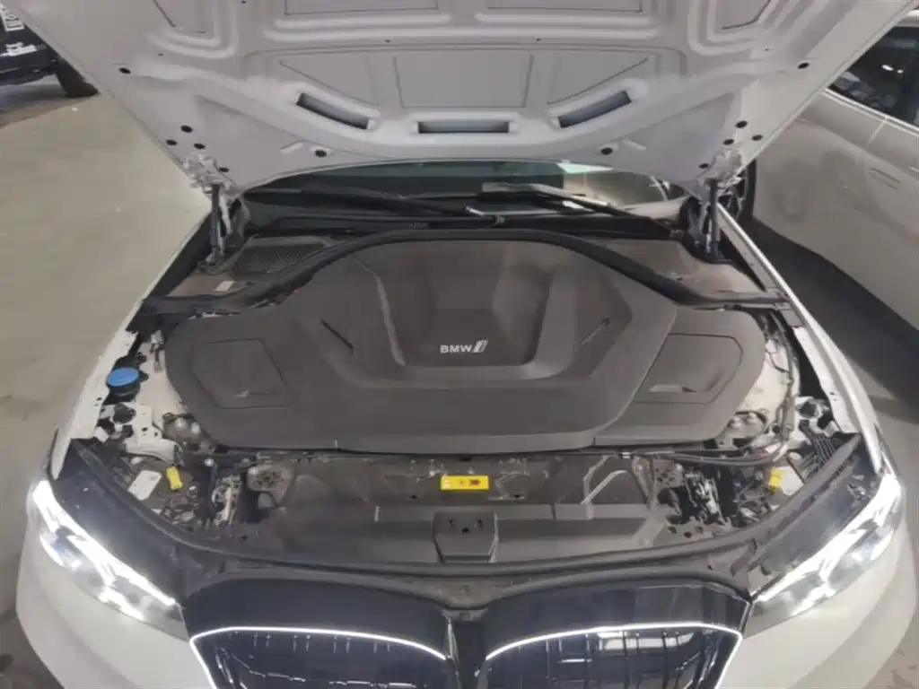 BMW i3 2024 eDrive 35 L фото 20