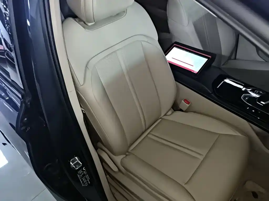Wuling Motors Wuling Victory 2022 2022 280T 1.5T CVT Flagship