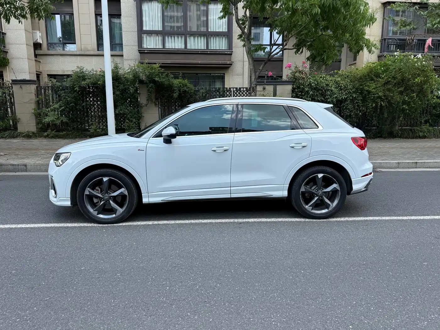 Audi Q3 2019 40 TFSI Fashion Dynamic фото 10