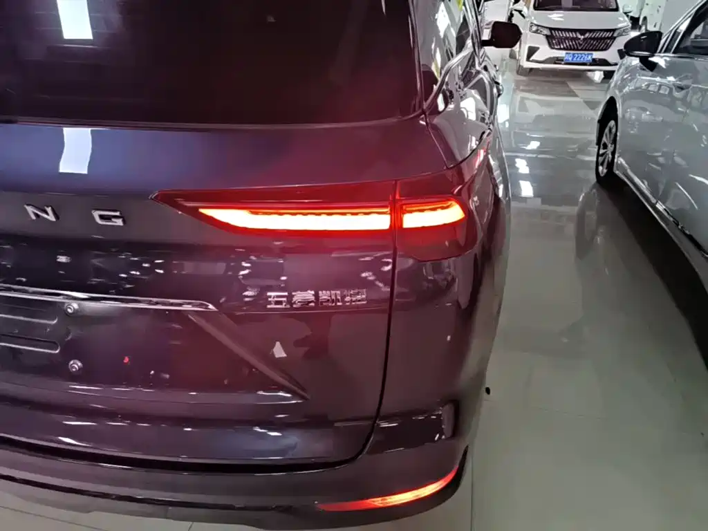 Wuling Motors Wuling Victory 2022 2022 280T 1.5T CVT Flagship