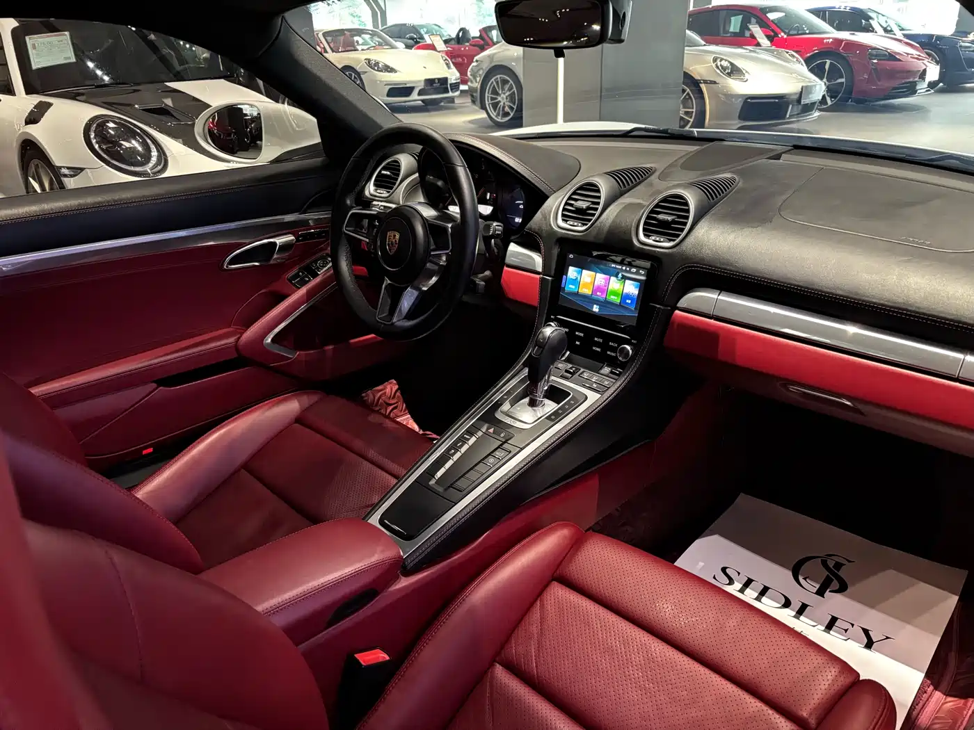 Porsche 718 2016 Cayman 2.0T фото 18