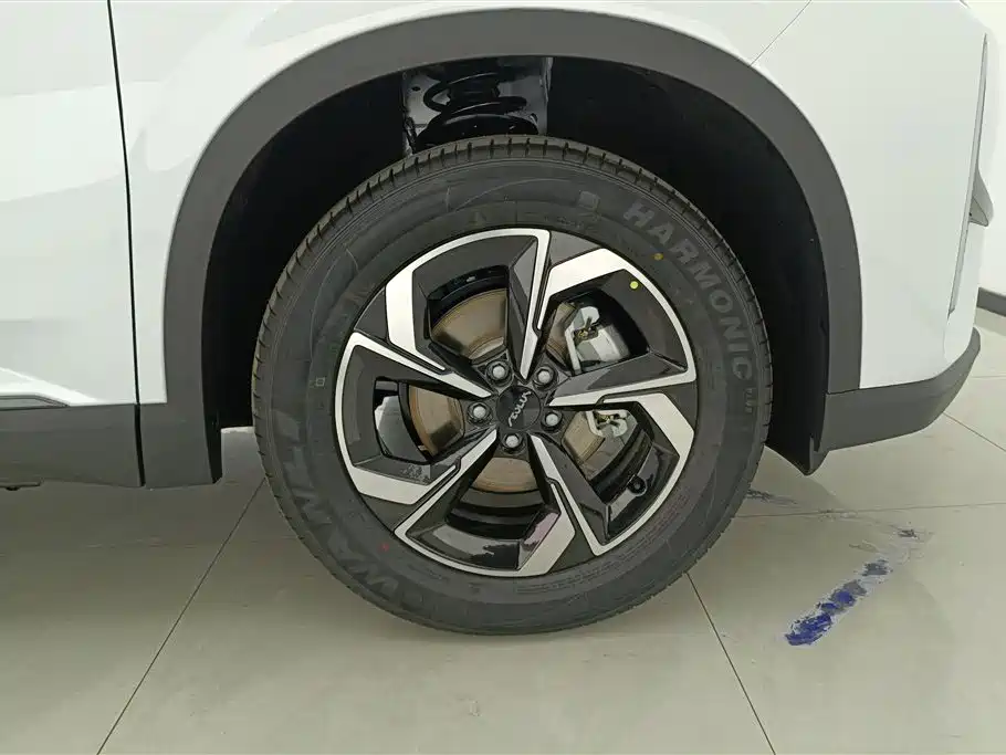 DONGFENG L7