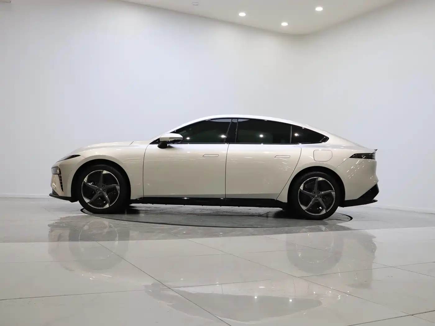 Dongfeng Yipai eπ007 2025 2024 620Pro Edition