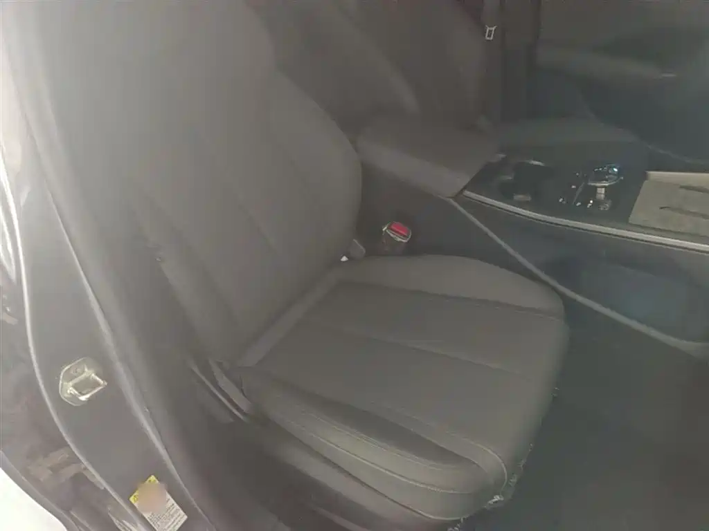 BYD Qin PLUS 2025 DM-i Smart Drive 55KM Leader фото 25