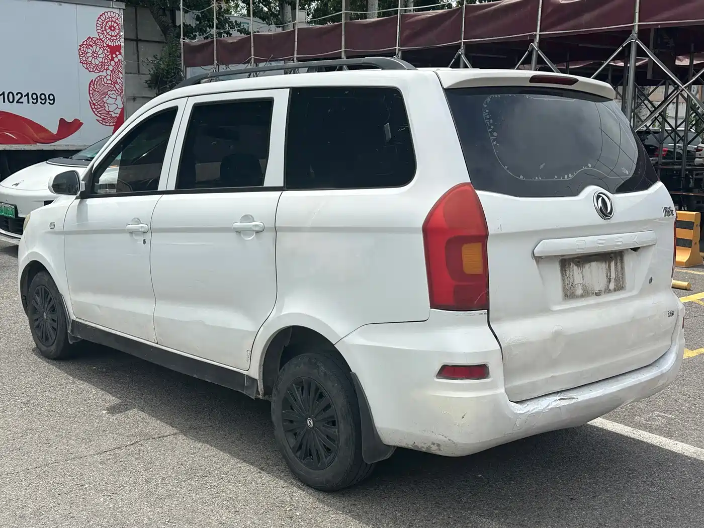 Dongfeng Fengguang Fengguang 360 2015 2015 Model 1.5L Manual Comfort 7-seater China IV
