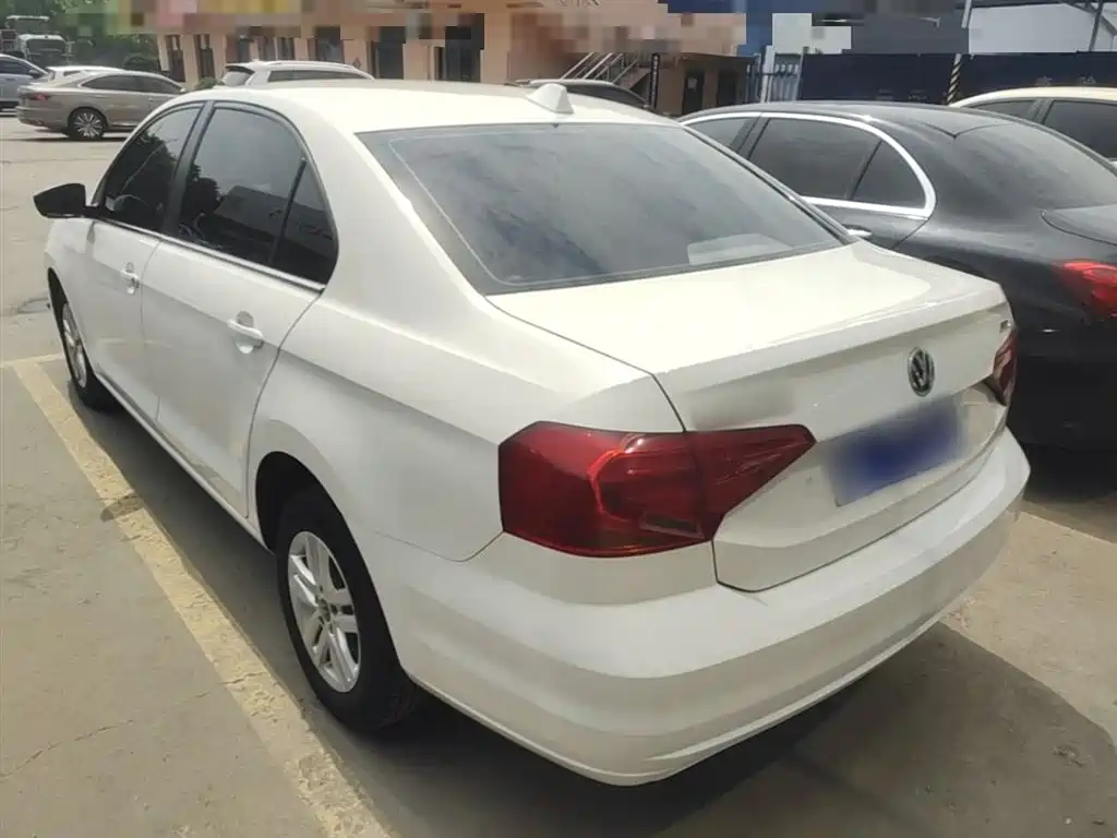 Volkswagen Jetta 2017 1.5L Manual Fashion фото 5