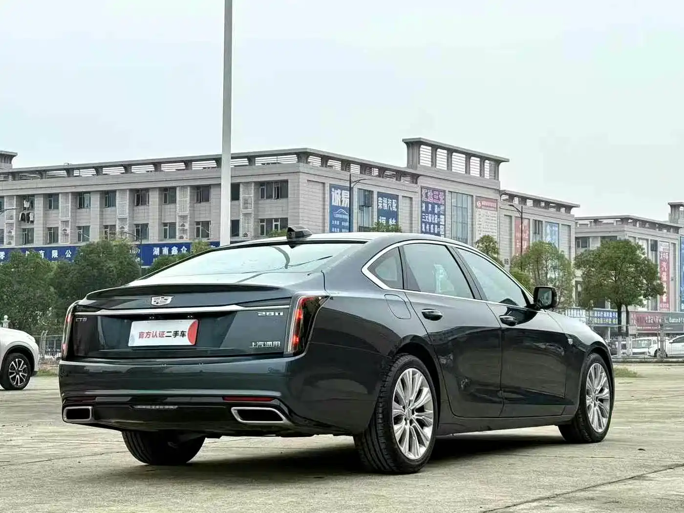 CADILLAC CT6