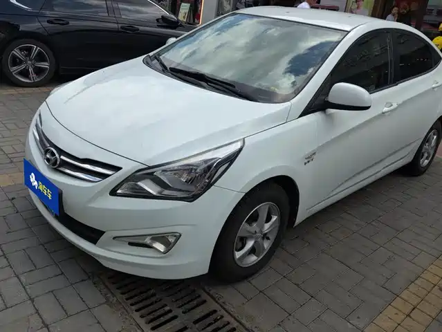  Hyundai Verna 2014 1.4L Automatic Smart GLS