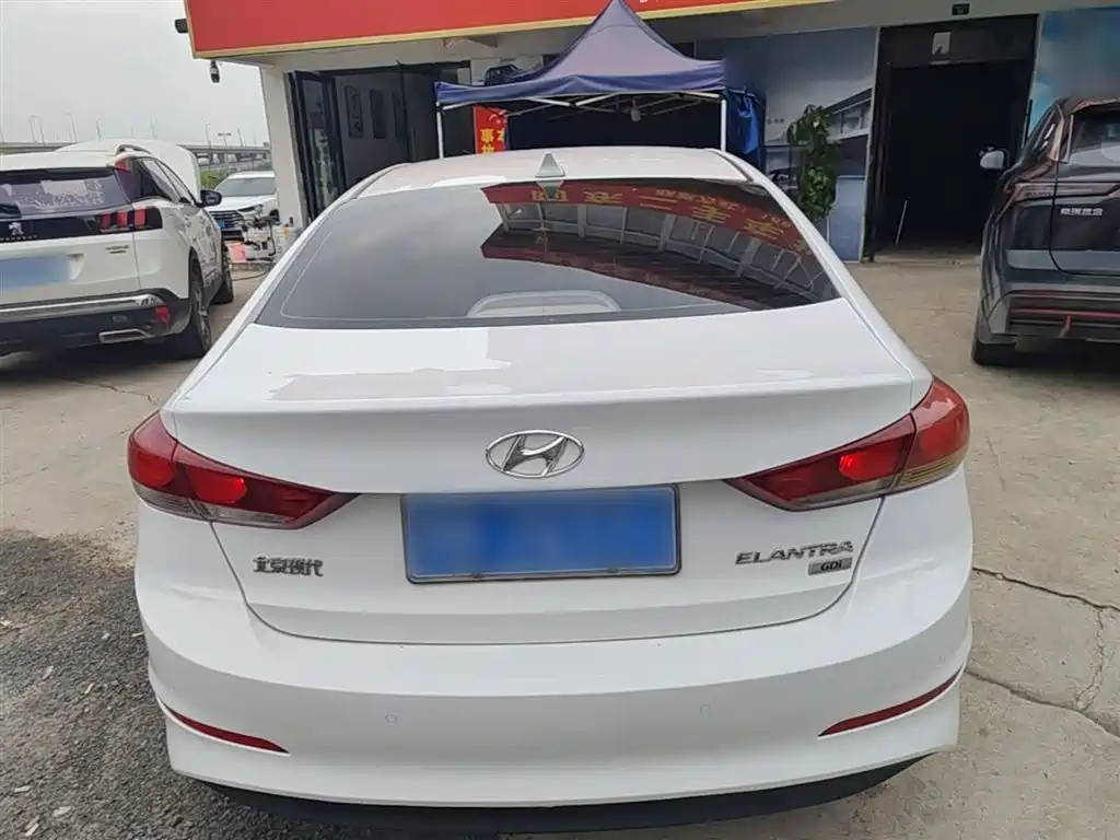 HYUNDAI LEAD