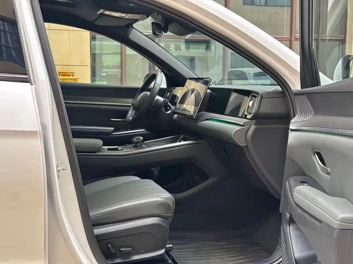 BYD Song Pro New Energy 2025 2nd Generation Smart Driving Edition DM-i 115KM Excellence Type фото 9