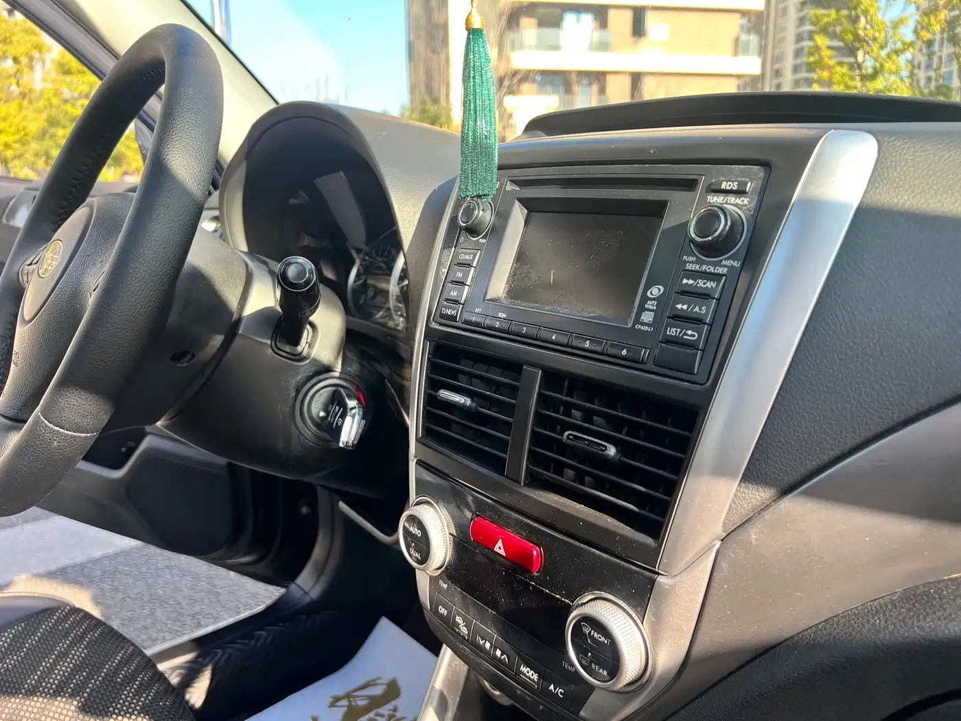 Subaru Forester 2011 2.5XS Automatic Luxury Navigation Edition фото 12