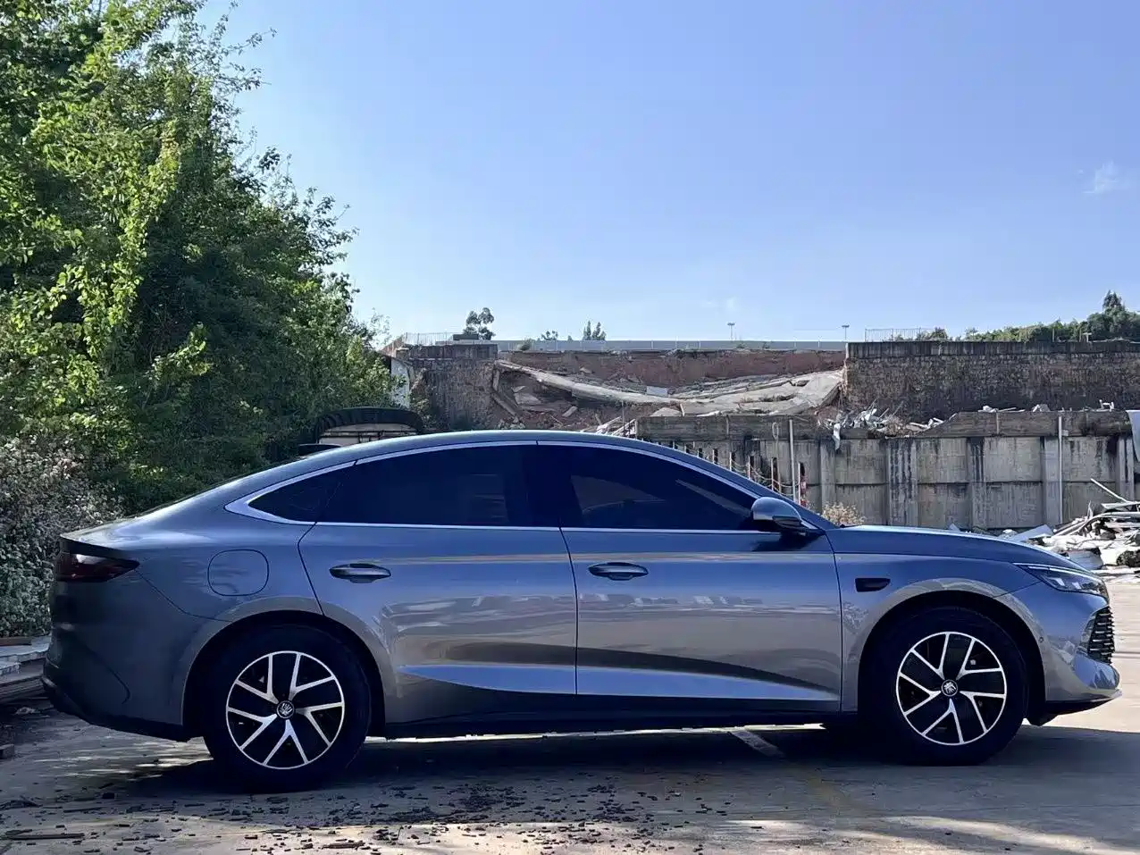 BYD Qin L 2025 DM-i Smart Drive Edition 120KM Surpassing фото 13
