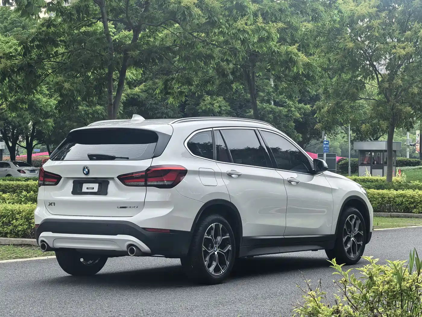 BMW X1 2022 sDrive25Li Leading фото 7