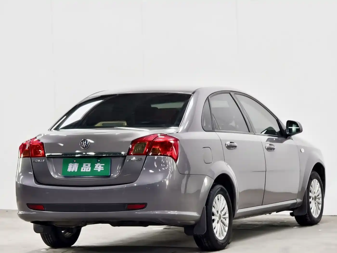 Buick Excelle 2015 1.5L Automatic Classic фото 4