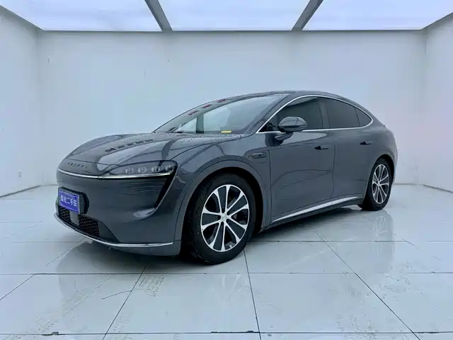 AITO WISDOM WORLD R7