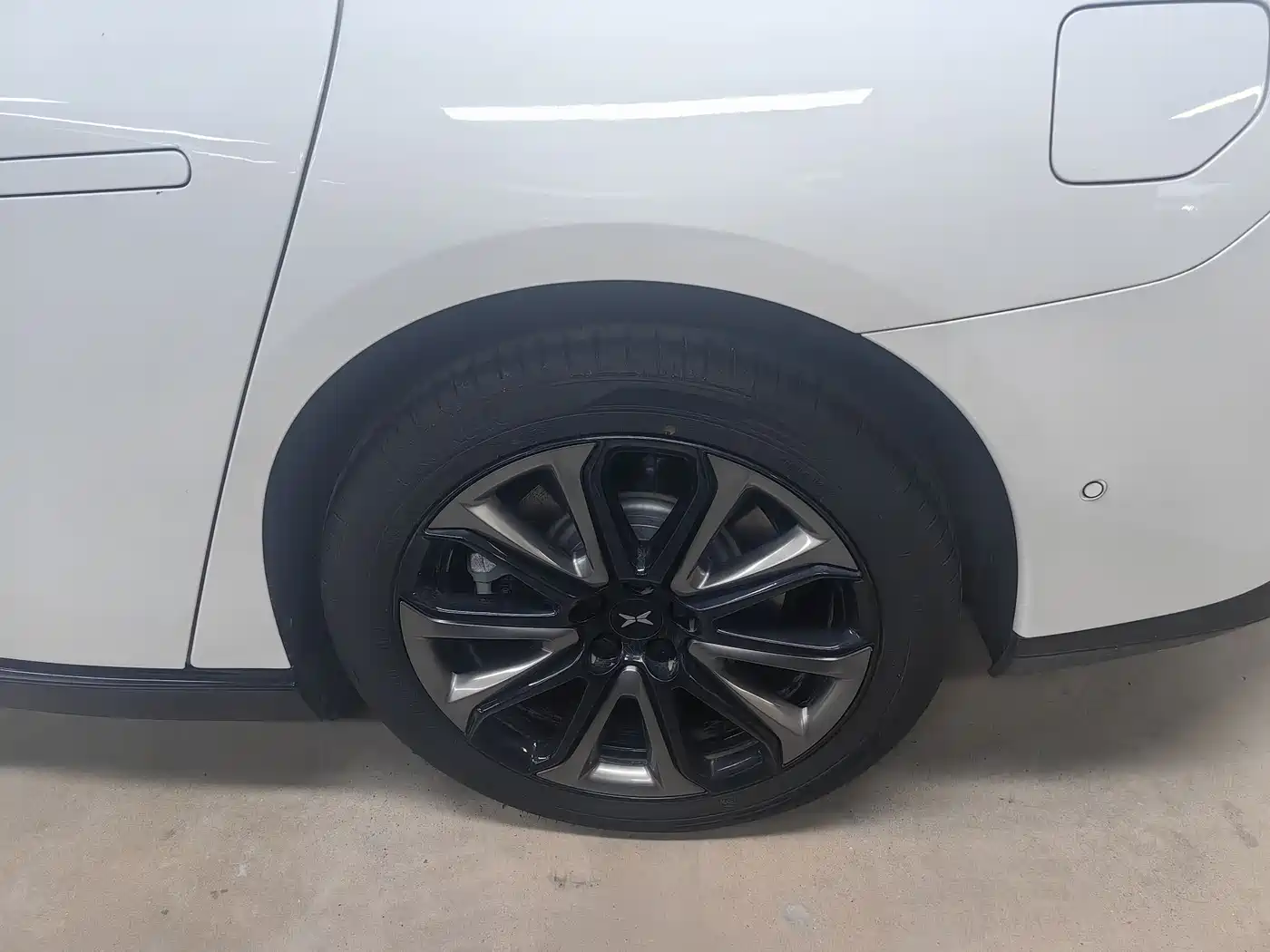 XPeng P7 2020 Model 670N фото 10
