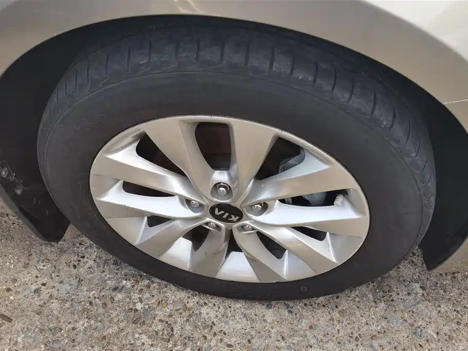 Kia K5 2016 1.6T Automatic LUX фото 6
