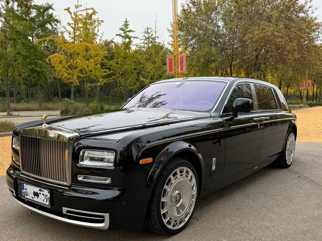 Фото 1 - Rolls-Royce Phantom