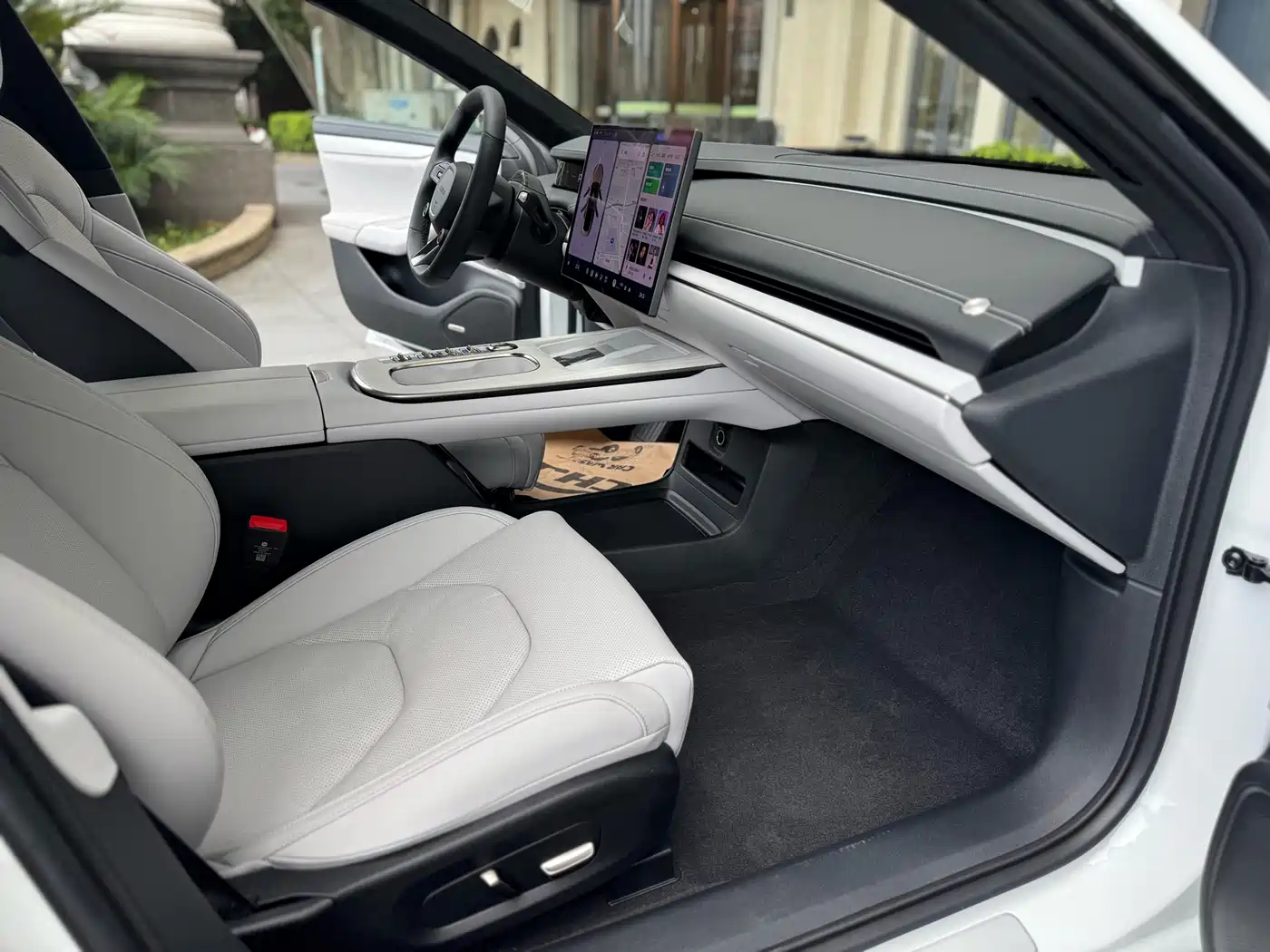 Xiaomi Auto Xiaomi SU7 2024 AWD Extended Range Advanced Smart Driving Max Edition фото 6