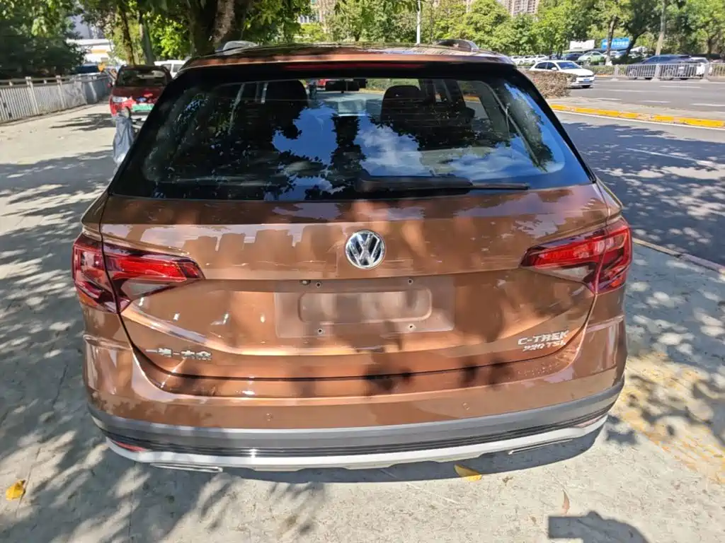 Volkswagen C-TREK 2018 2018 230TSI DSG Comfort