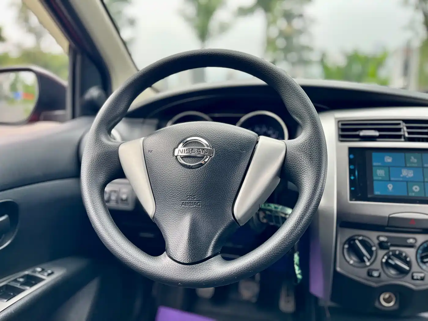 Nissan Livina 2014 2013 Sharp 1.6XL Manual Comfort