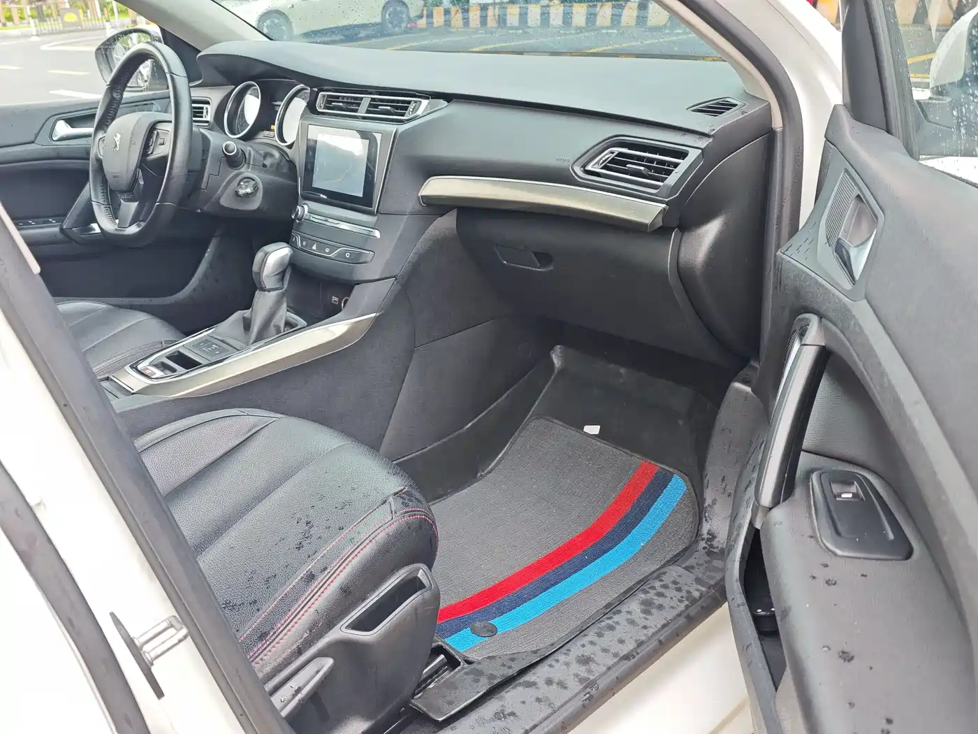 Peugeot 408 2016 1.6T Automatic Luxury Edition фото 11