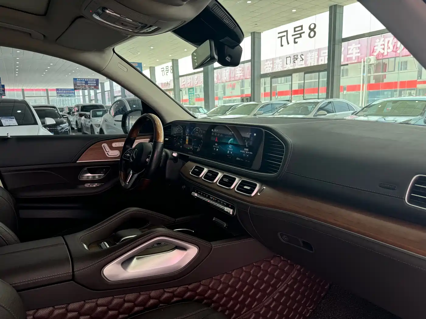 Mercedes-Benz GLS 2022 Second Facelift GLS 450 4MATIC Luxury фото 10