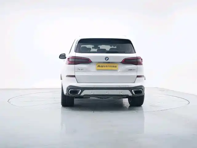 BMW X5 (Import) 2020 xDrive40i M Sport Package фото 2