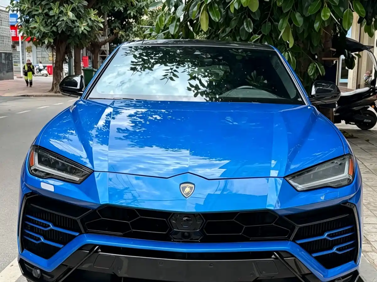 Lamborghini Urus 2018 4.0T V8