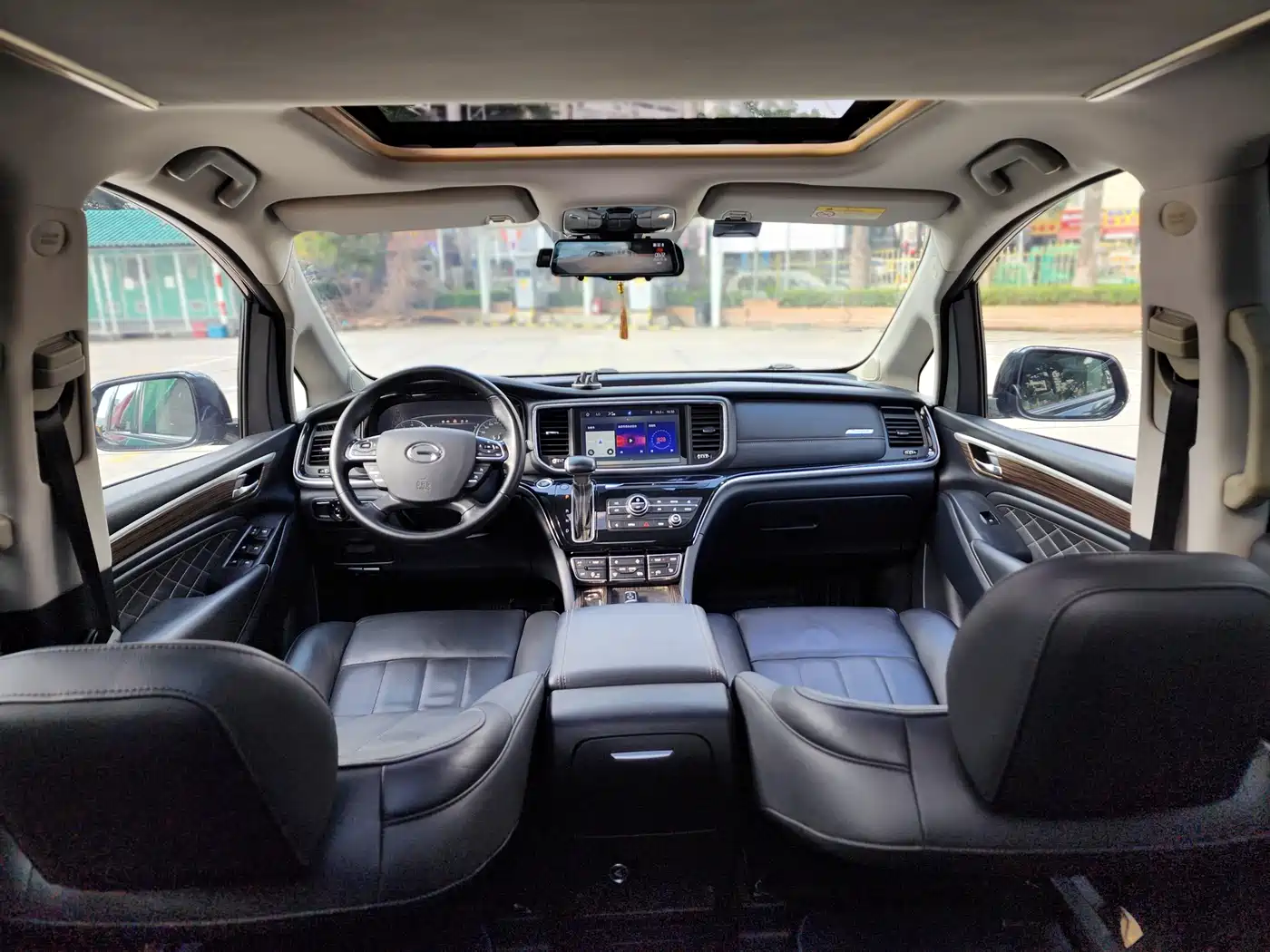 GAC Trumpchi Trumpchi M8 2018 320T Premium Edition фото 13