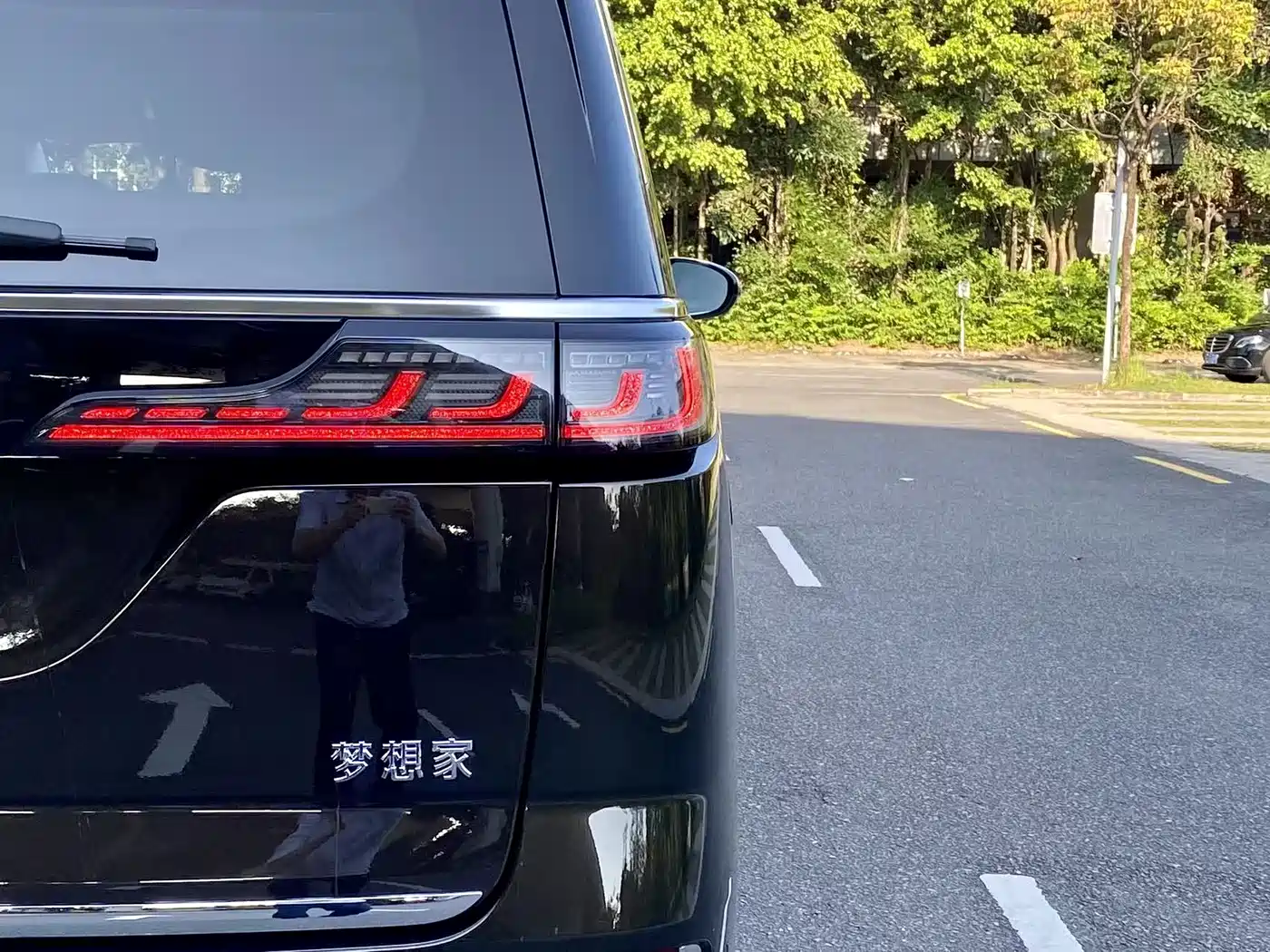 Voyah Auto Voyah Dreamer 2025 EV AWD Flagship Qiankun Edition фото 15