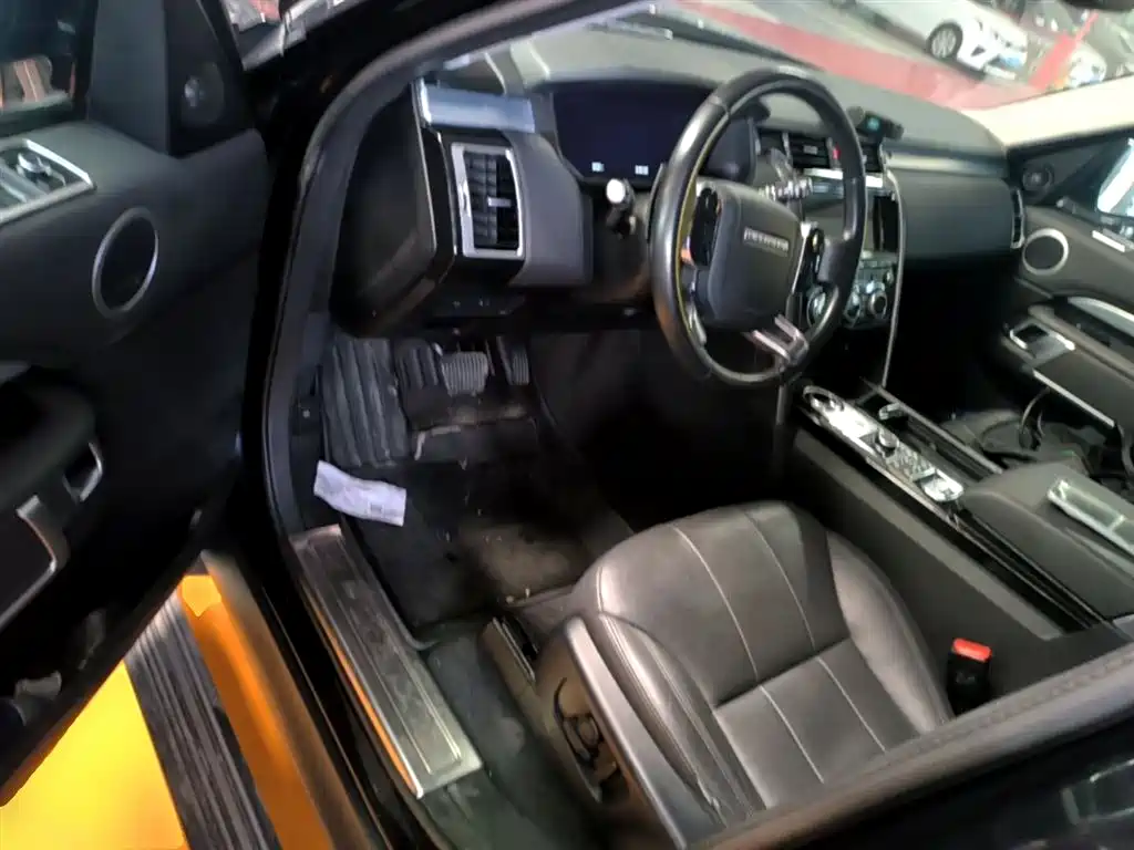 LAND ROVER DISCOVER