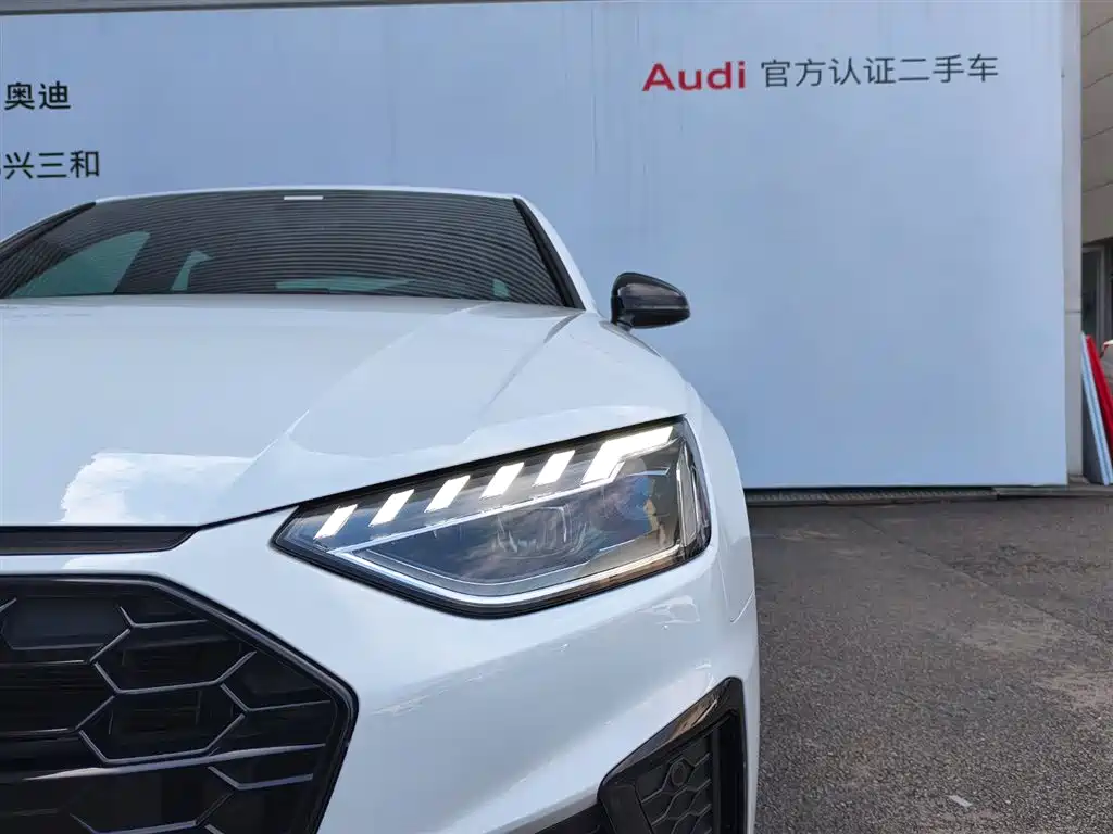 Audi A4L 2024 40 TFSI Luxury Dynamic фото 14