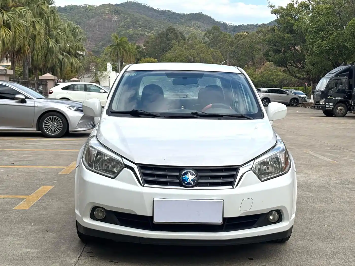 Venucia D50 2014 2013 1.6L Auto Fashion