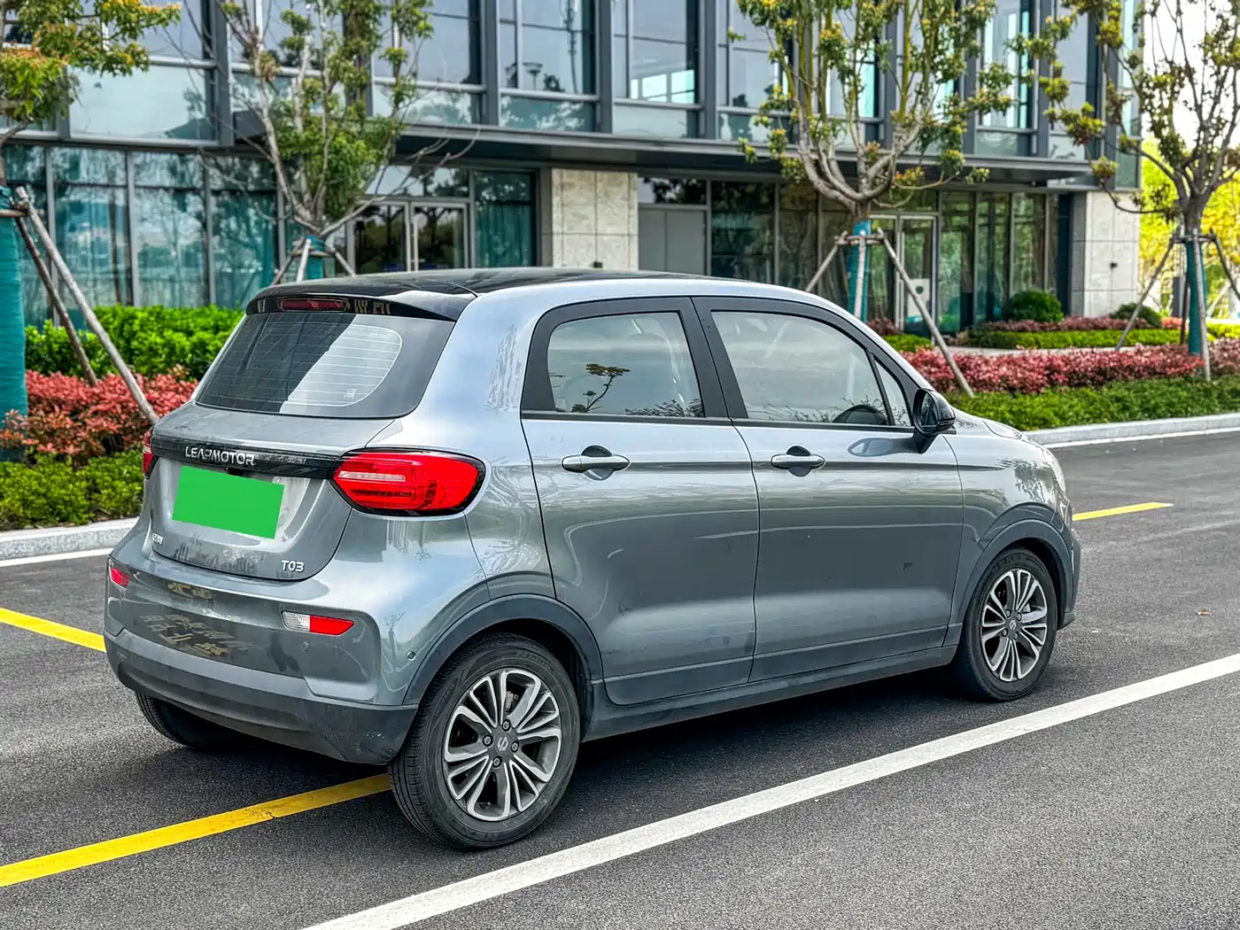 ZERO-RUNNING CAR ZERO RUN T03