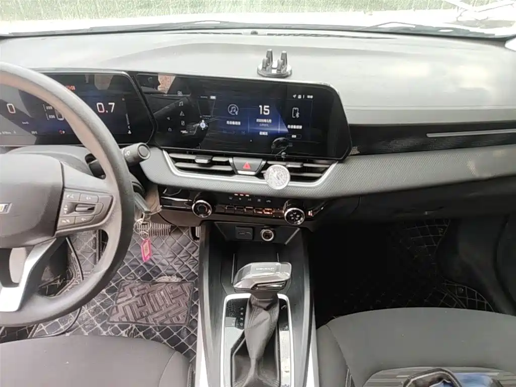Chevrolet Monza 2024 1.5L Dual-Clutch Enjoyment Edition фото 13