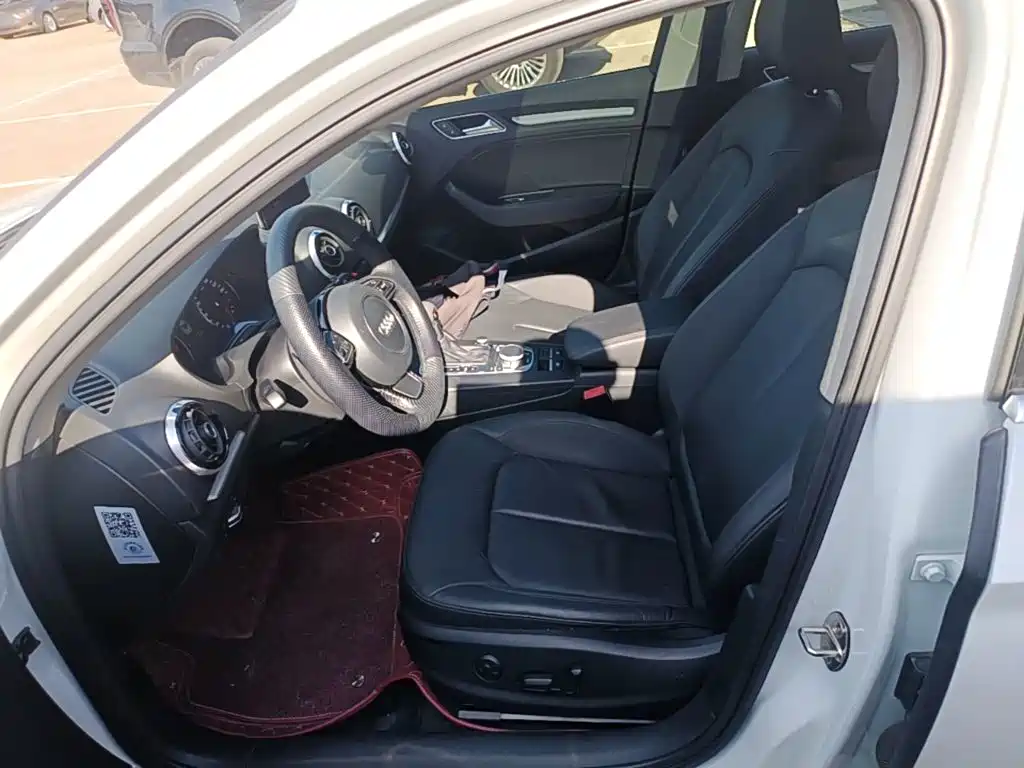 Audi A3 (Import) 2016 2015 Limousine 45 TFSI S line Luxury